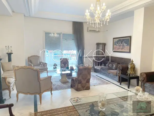 Appartement S4 à vendre à Ain Zaghouan