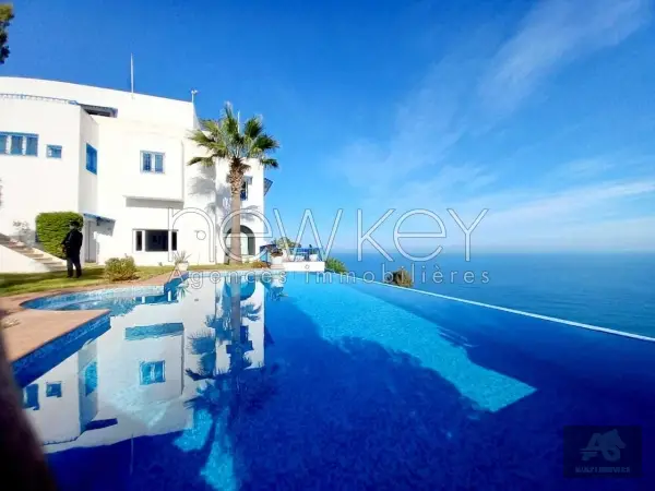 villa de maitre vue sur mer à sidi bousaid