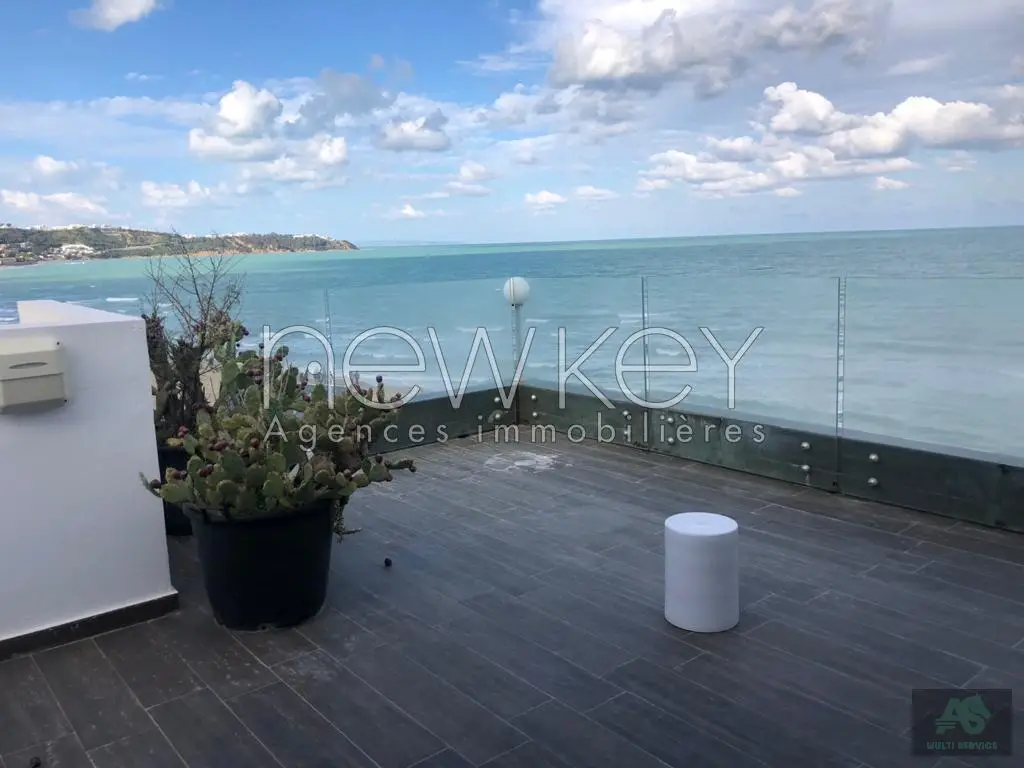 Magnifique S+3 meublé vue mer