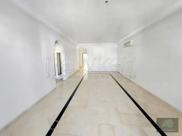 Etage de villa s3 La Marsa