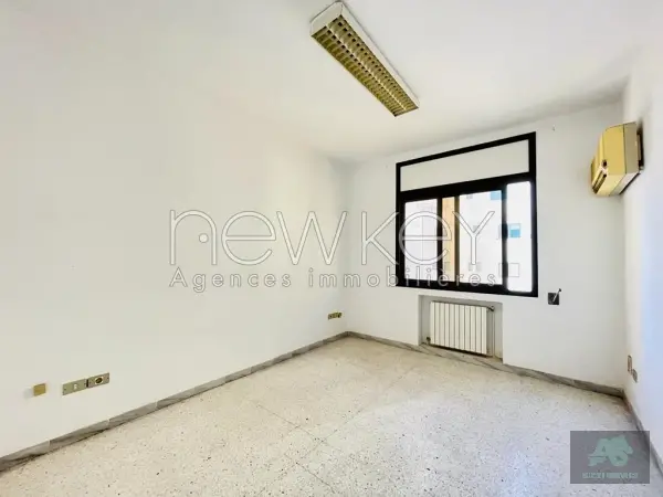 Bureau A6 à vendre aux Berges du Lac 1