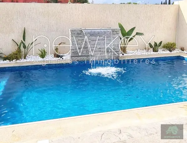 Une Villa Neuve S4 à La Soukra