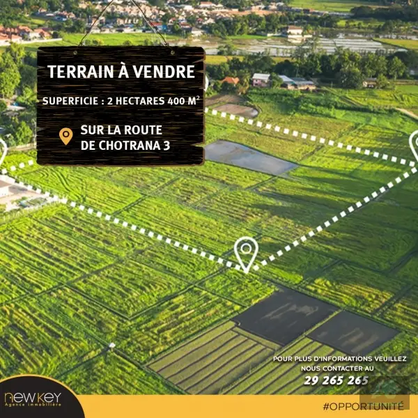 Terrain de 2 Hectares et 400 m² à La Soukra