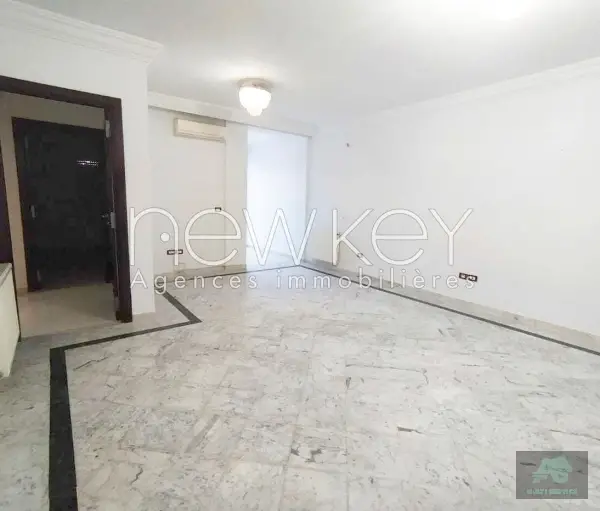 Appartement S3 avec jardin à louer à La Soukra
