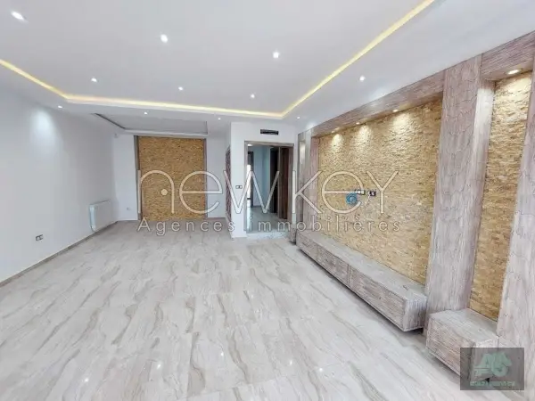 Neuf Etage de villa s+2 à La Marsa