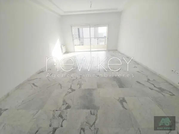 Bel Appartement S4 à Louer à Ain Zaghouan Nord