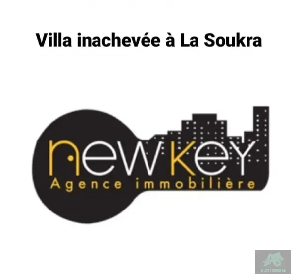 Villa inachevée à vendre à La Soukra