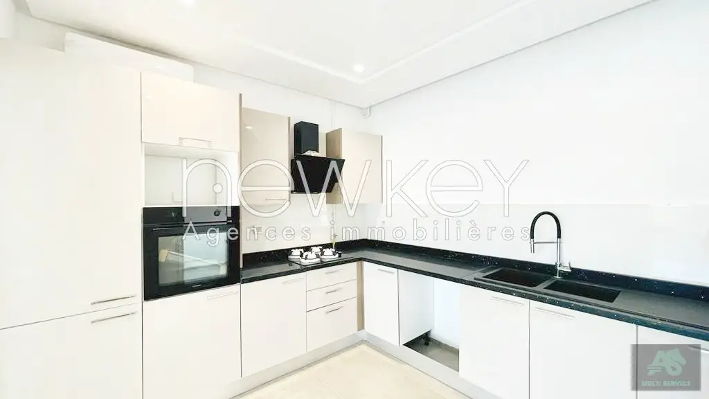 Appartement S2 haut standing à vendre à La Soukra