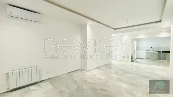 Bel Appartement S2 avec terrasse à La Soukra