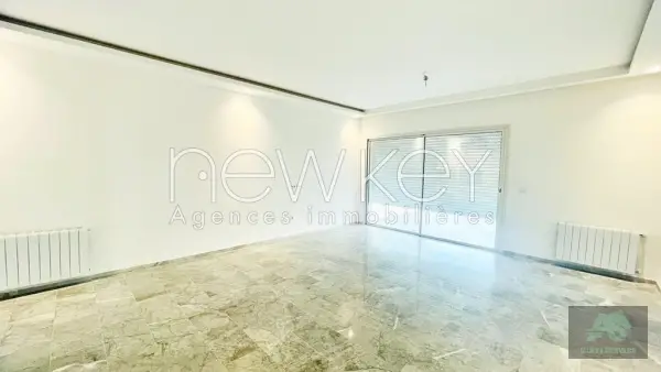 Appartement S3 Haut Standing à vendre à La Soukra