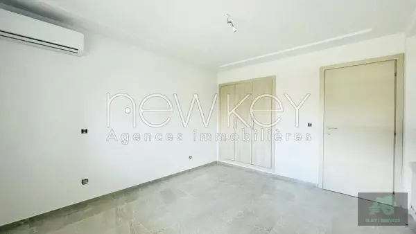 Appartement S2 avec jardin à La Soukra