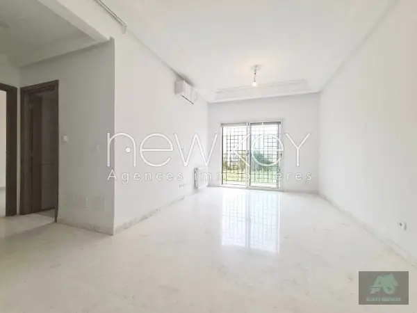 Appartement S1 avec jardin à vendre à La Soukra