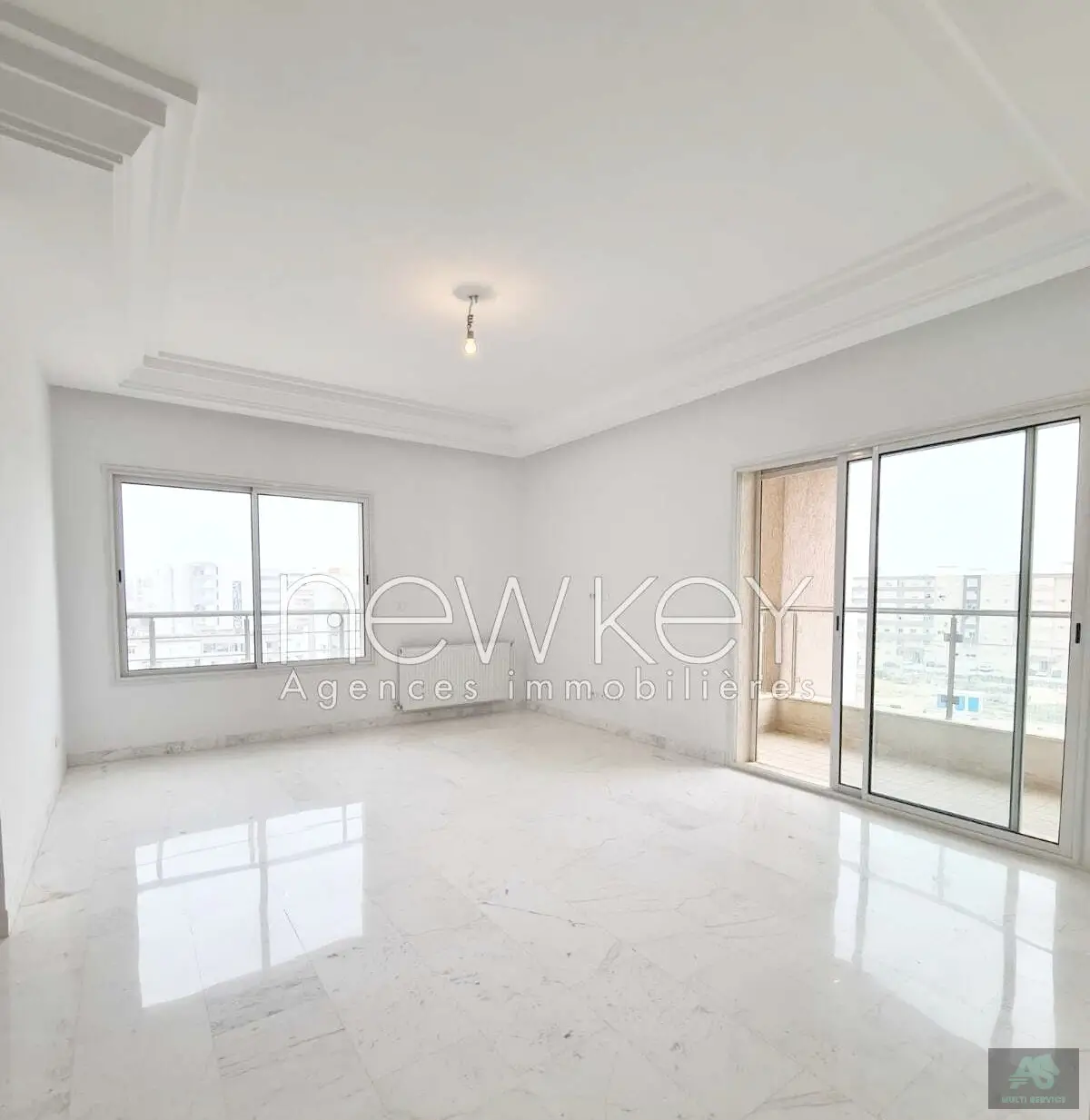 Bel Appartement S3 à vendre à La Soukra