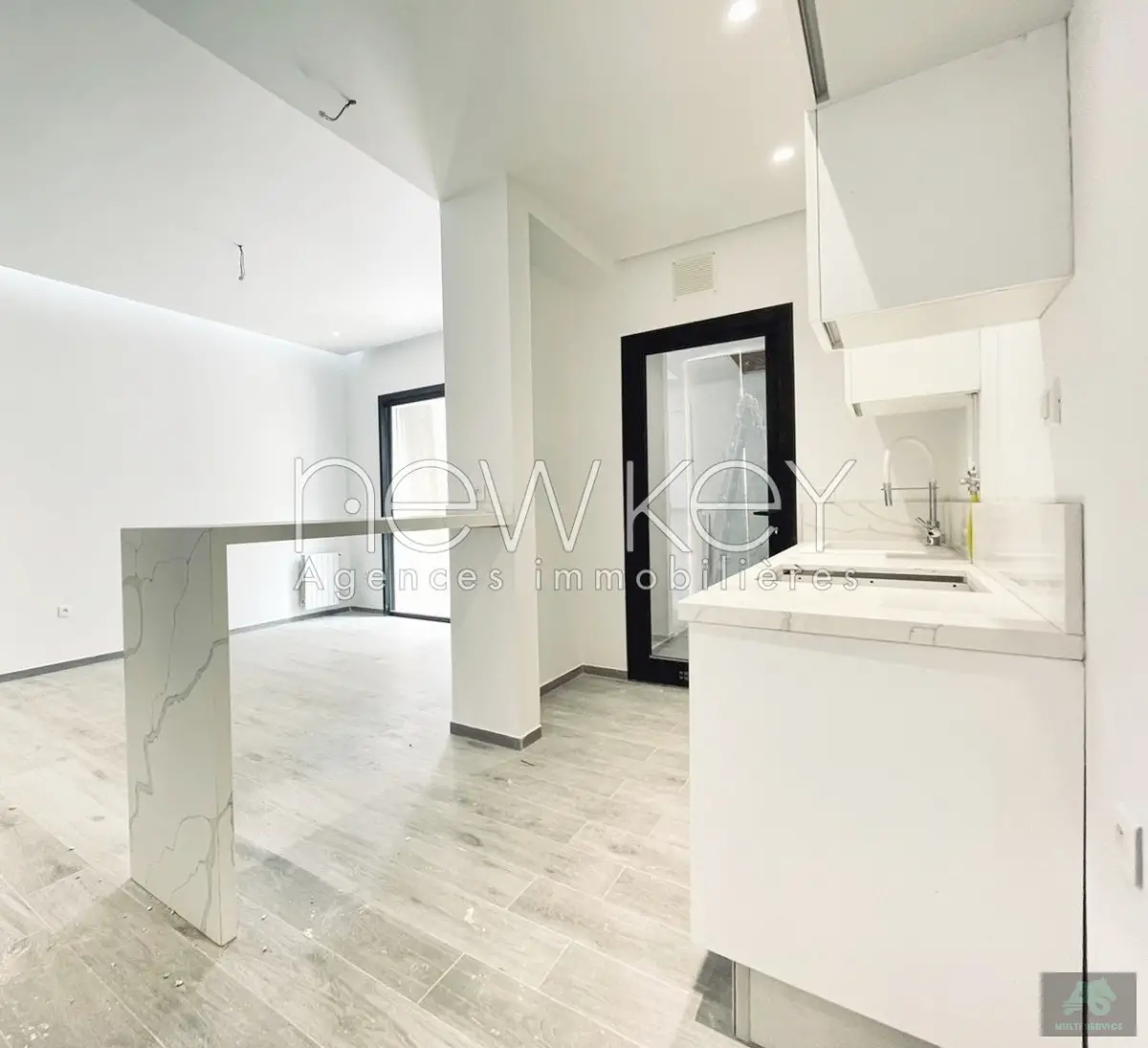 Coquet appartement S1 à vendre aux Berges du Lac 2