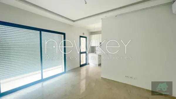 Appartement s1 neuf à La Soukra