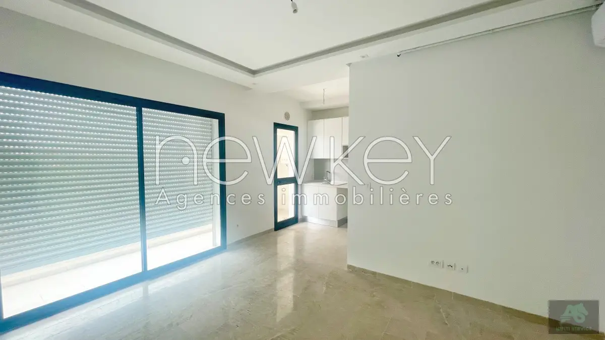 Appartement s1 neuf à La Soukra