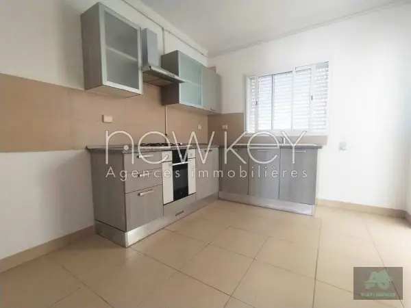 Appartement S+2 à vendre à La Soukra