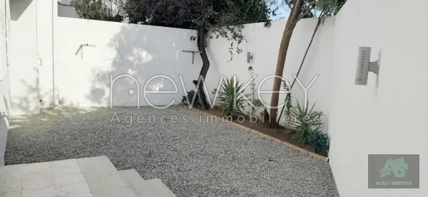 Coquette Villa S+3 à louer à Chotrana 3