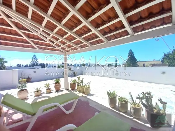 S2 Meublé avec terrasse