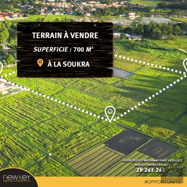 Un Terrain de 700 m² bien situé à Chotrana 1