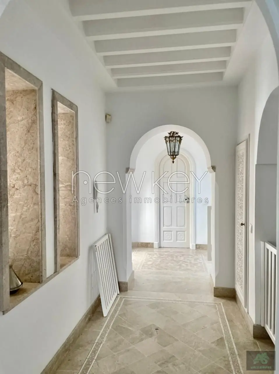Villa S+4 avec piscine à Gammarth supérieur