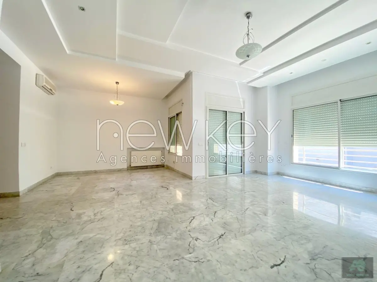 Appartement s3 à louer aux Berges du Lac 1