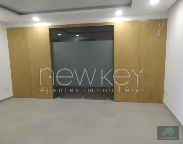 Bureau A2 à louer à La Soukra