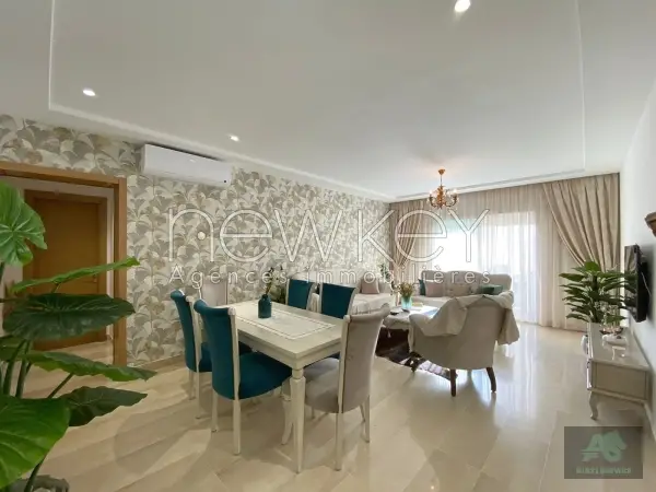 Superbe Appartement S+2 à vendre à La Soukra