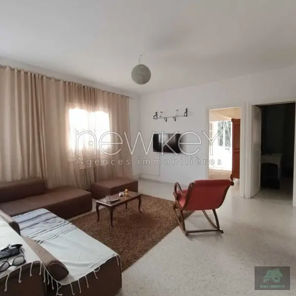 Etage de villa s+2 à la Marsa