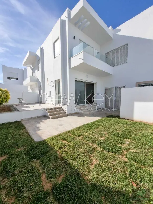 Duplex S+3 Vue sur mer à la Marsa