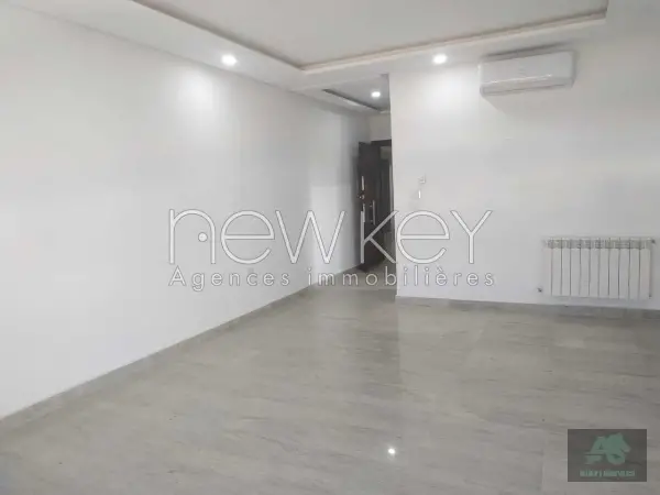 Un Appartement S+2 Neuf à vendre à Ain Zaghouan Nord