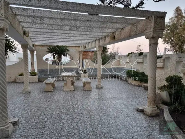 Etage de villa a la Marsa