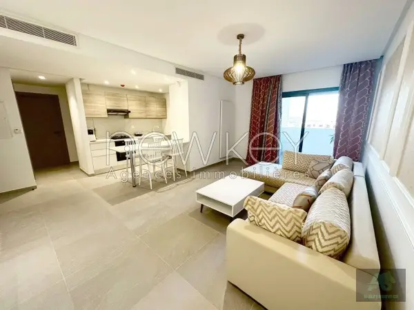 Appartement S1 Spacieux et richement meublé à louer aux Jardins de Carthage