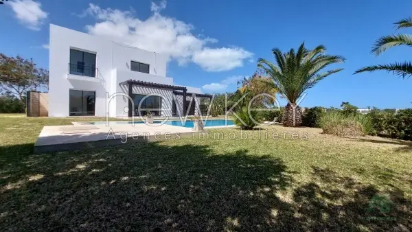 Magnifique villa meublée au Golf
