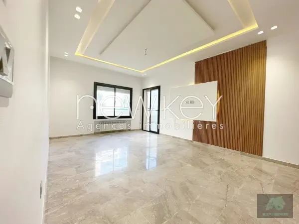 Appartement S+3 Neuf à Ain Zaghouan Nord