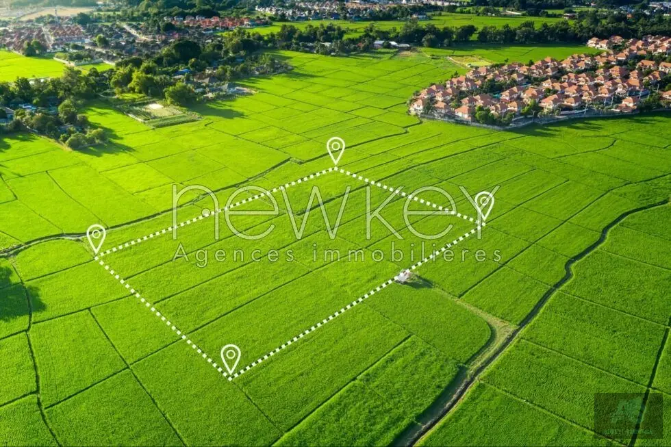 Terrain de 162 m² bien situé à la Marsa