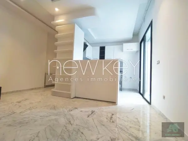 Bel Appartement S+2 à louer à La Soukra