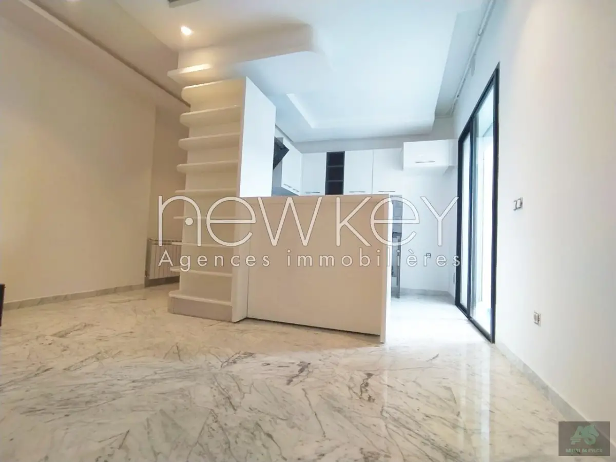 Bel Appartement S+2 à louer à La Soukra