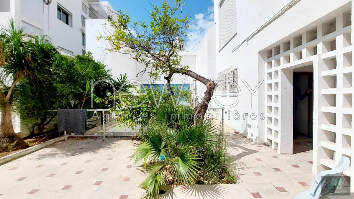 Coquette Villa au coeur de Tunis.