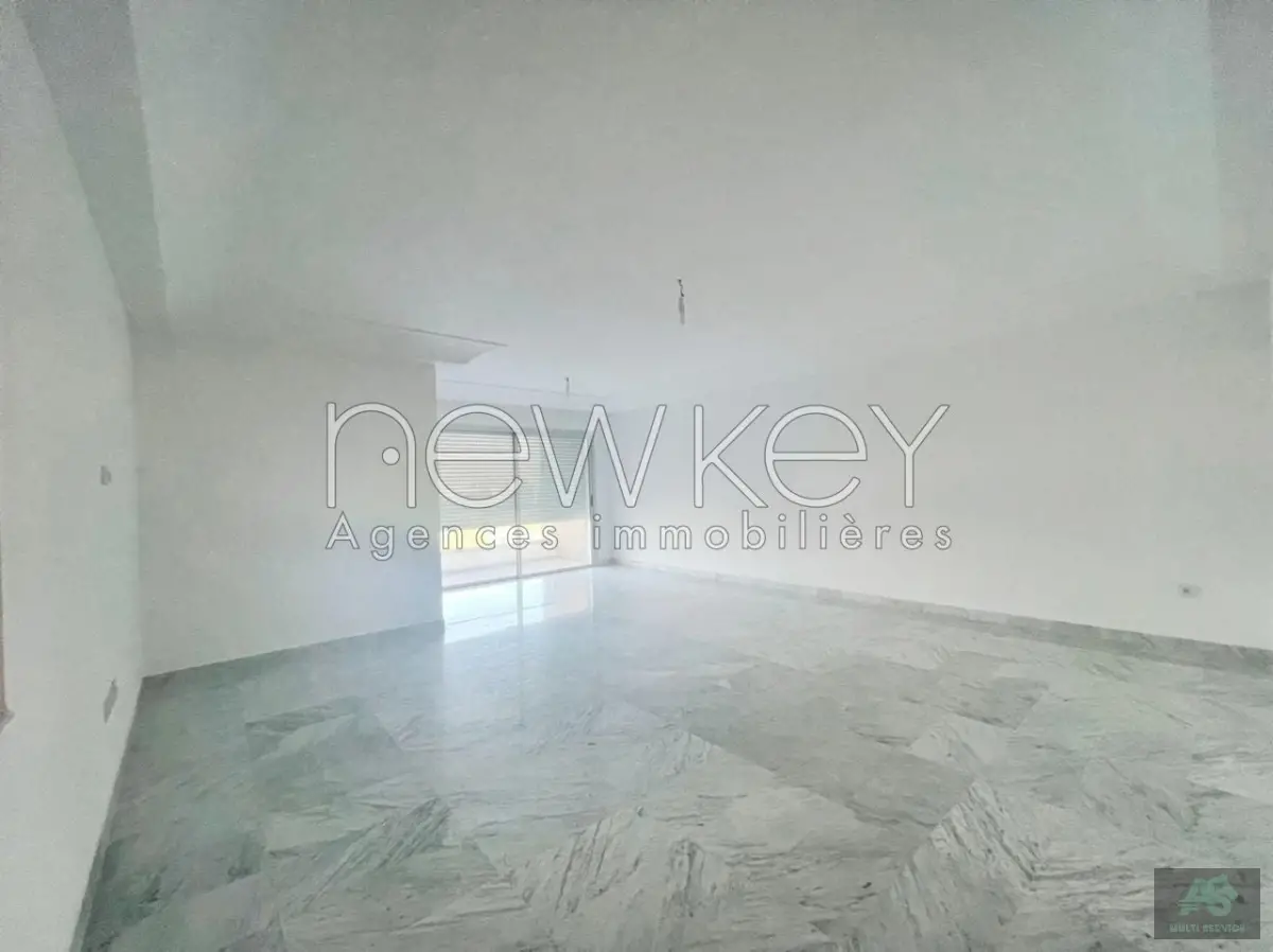 Un Appartement S+3 à louer à Ain Zaghouan Nord