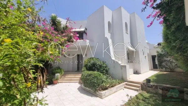 Villa s+3 à Gammarth
