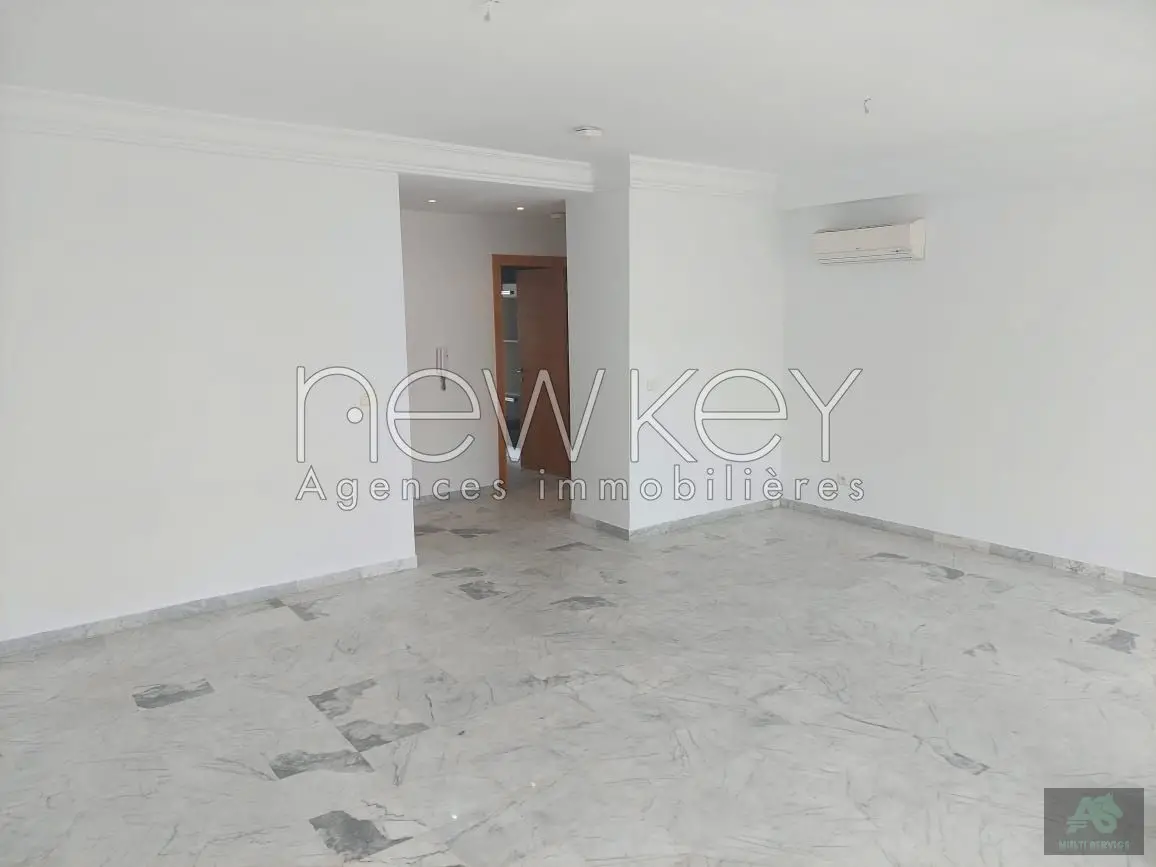 A louer un appartement s+2 à la Marsa