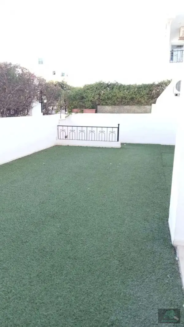 Appartement S 4 avec jardin à la Marsa