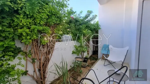 A vendre un appartement s+3 à Gammarth