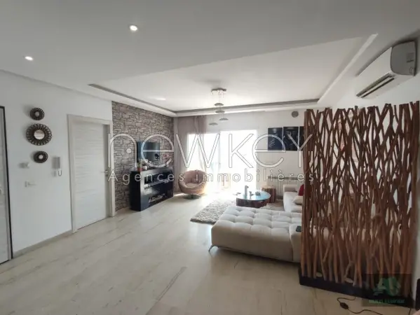 Un Bel Appartement S+2 à Louer à La Soukra