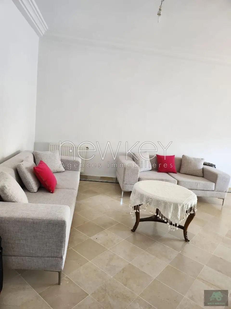 Bel appartement S+2 meublé à la Marsa