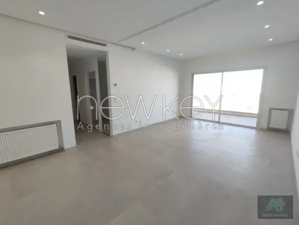 Un Bel Appartement S+3 Neuf à louer à La Soukra