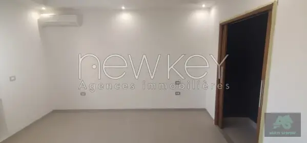 Un Appartement S+3 Neuf à Ain Zaghouan Nord