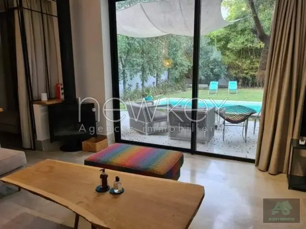 Un coquet S+1 avec piscine à La Marsa