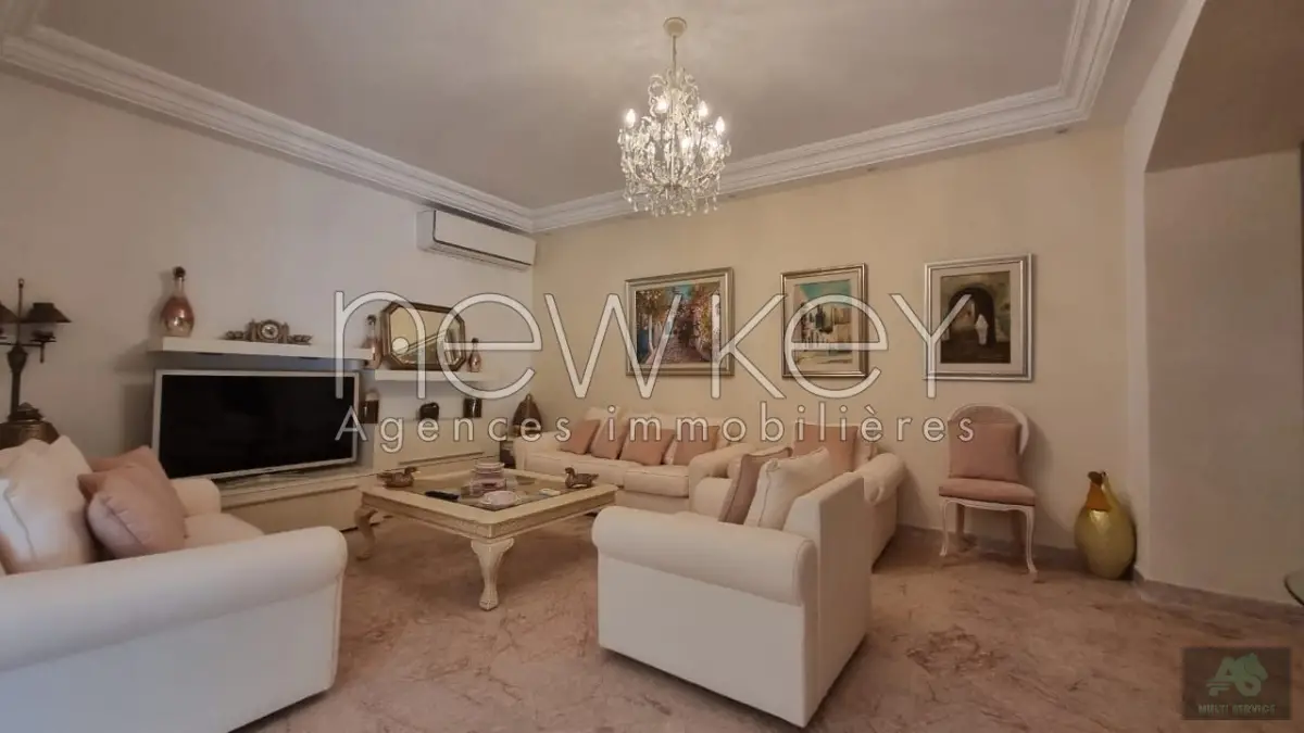 Villa s+3 meublée à Gammarth